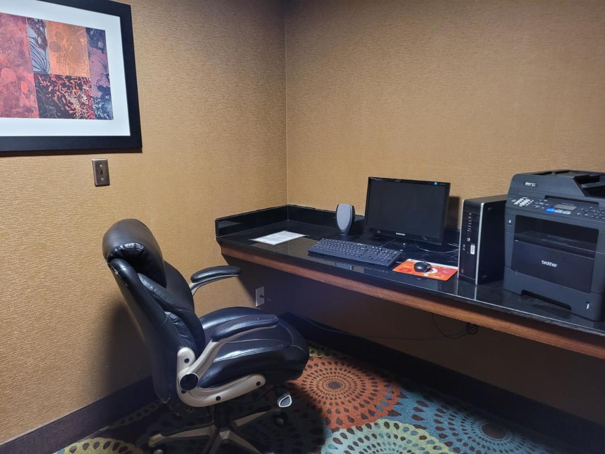 Holiday Inn Express Anderson I-85 - Exit 27- Highway 81 By Ihg Exteriör bild