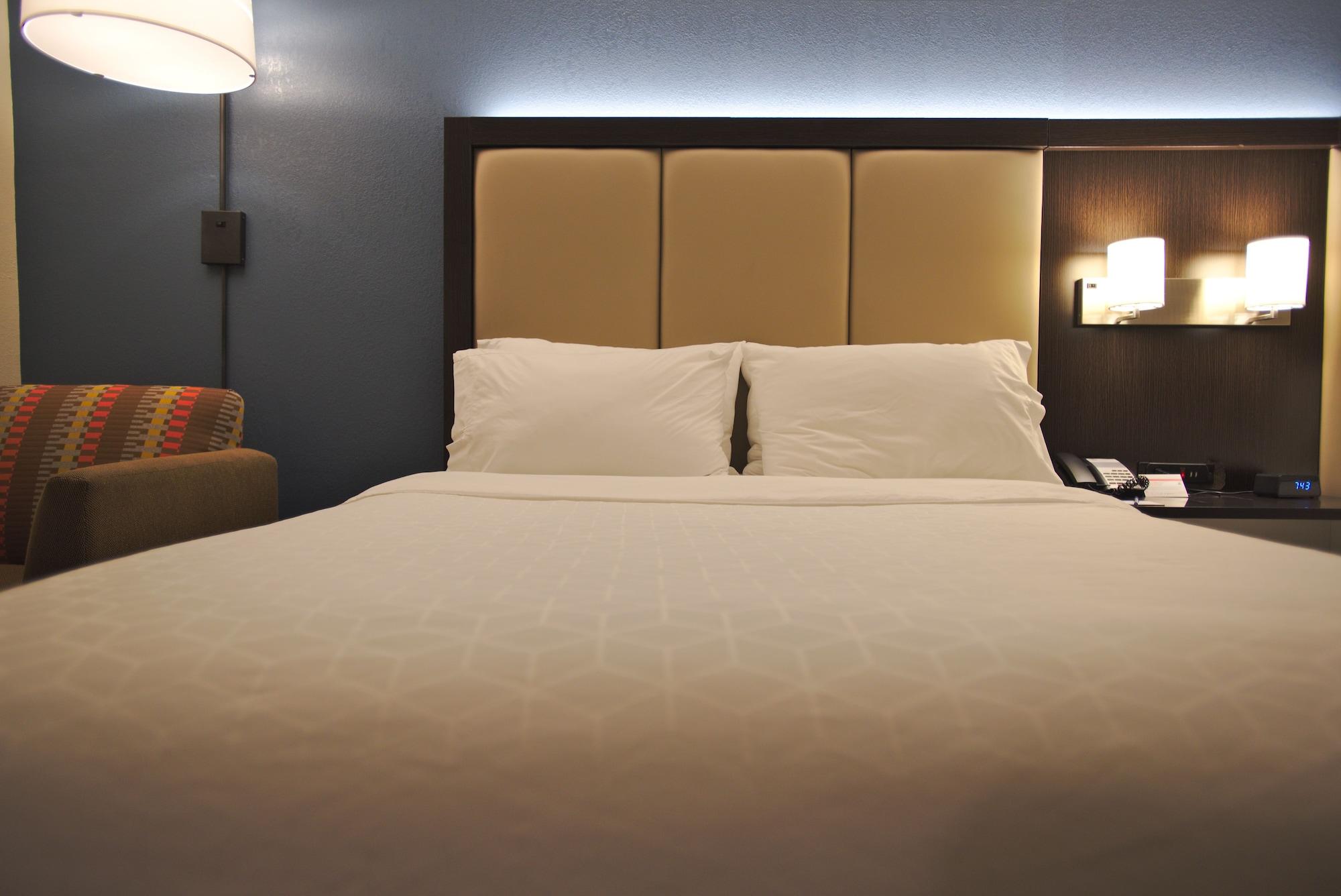Holiday Inn Express Anderson I-85 - Exit 27- Highway 81 By Ihg Exteriör bild